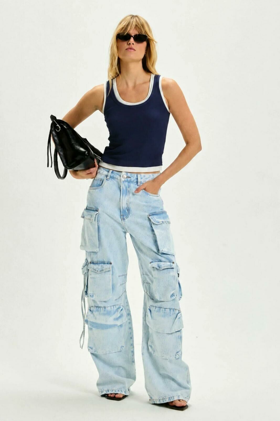 Imagem de Regata Sabrina Azul Navy Le Blog